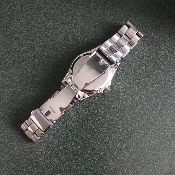 Marc by Marc Jacobs Silver Stainless Steel White Dial Women’s Watch MBM 3110 main image 10